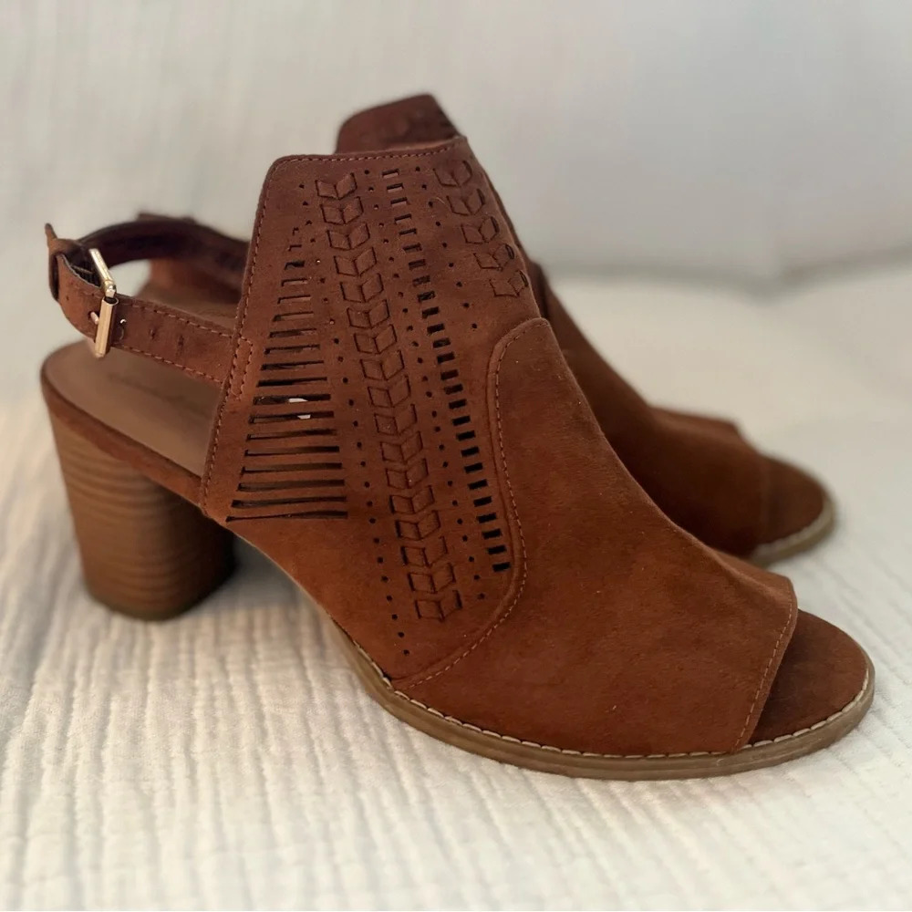 Universal Thread Brown Cognac Suede Open Toe Cutout High Heel Mule Ankle Boot 8